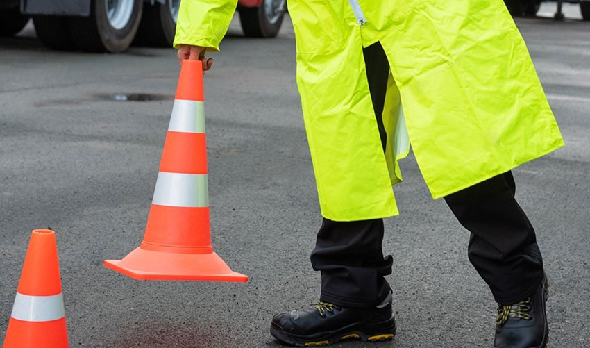 熒光交通安全標(biāo)識和警示服